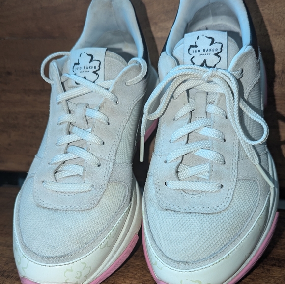 Ted Baker London magnolia flower chunky trainer women's size 7 - Picture 2 of 6